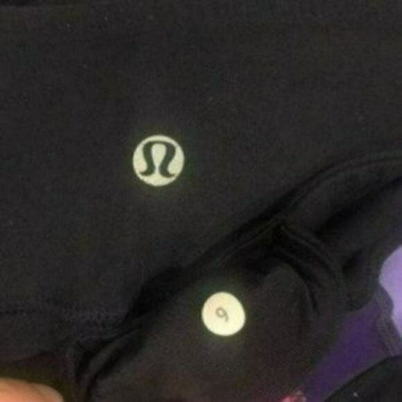 Lululemon pants Women's Size 6 - Picture 8 of 9